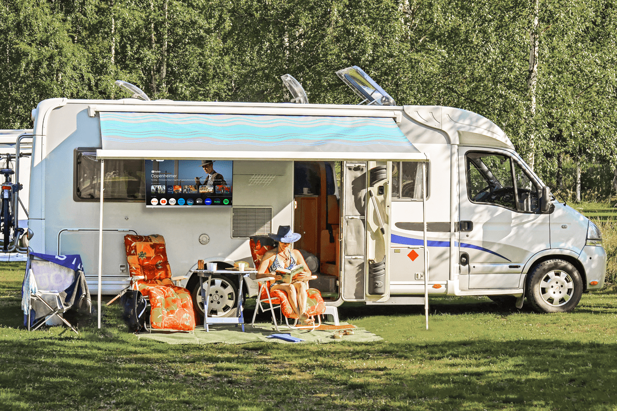 TV camping-car